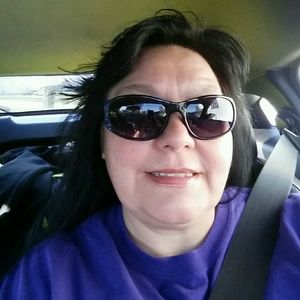 Meet your Posher, Tonya